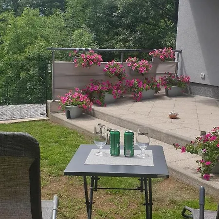 Apartment Birdsong Getaway Jurdani